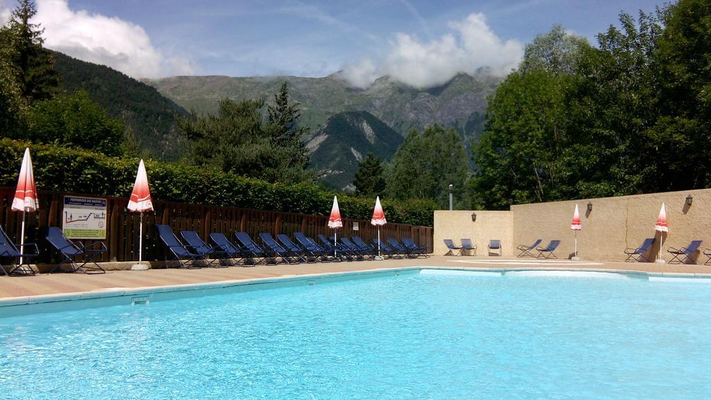 Camping La Cascade Villa Le Bourg-d'Oisans Ngoại thất bức ảnh